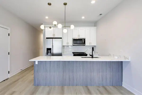 5157 S Wabash AVE #2, Chicago, IL 60615