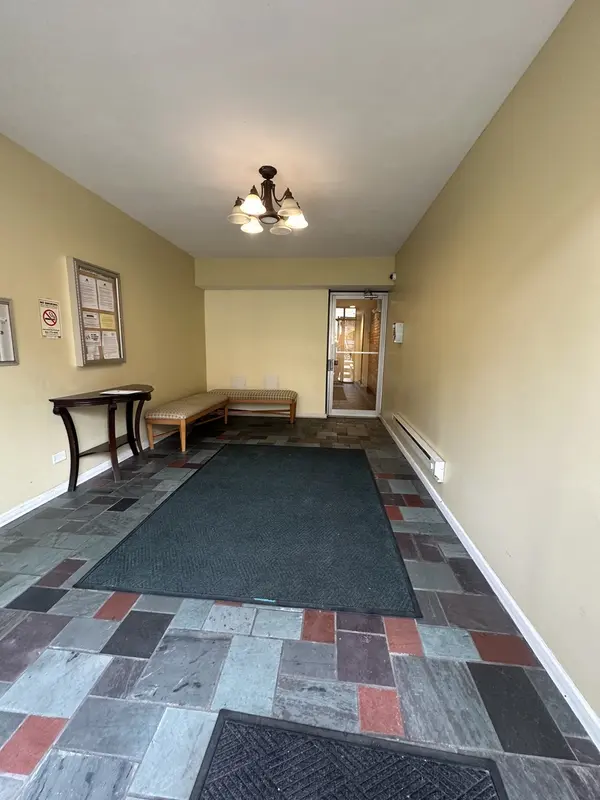 5953 N Kenmore AVE #101, Chicago, IL 60660
