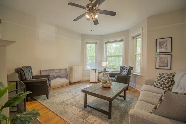 Address not disclosed, Chicago, IL 60613