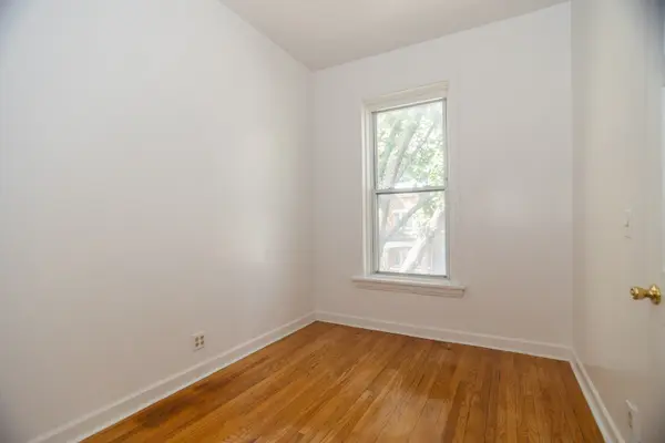 3407 W Flournoy ST, Chicago, IL 60624