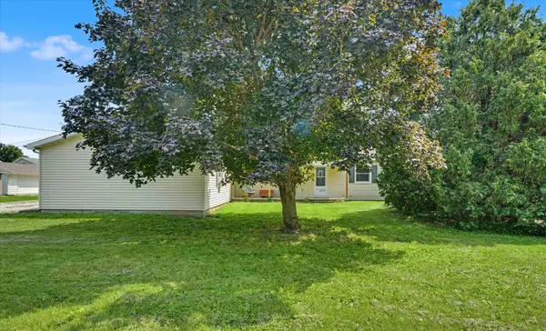 405 WASHINGTON ST, Fithian, IL 61844