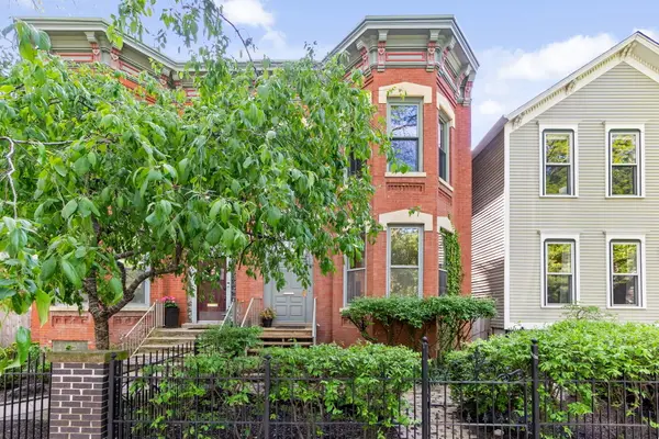 2112 N DAYTON ST, Chicago, IL 60614