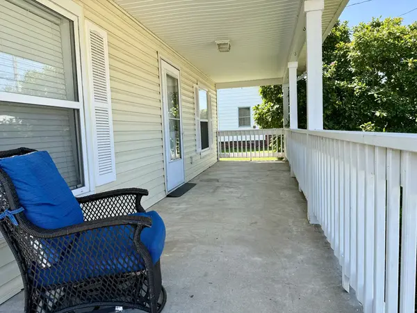 1109 S Court ST, Marion, IL 62959