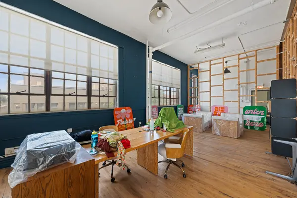 401 N Wood ST, Chicago, IL 60622