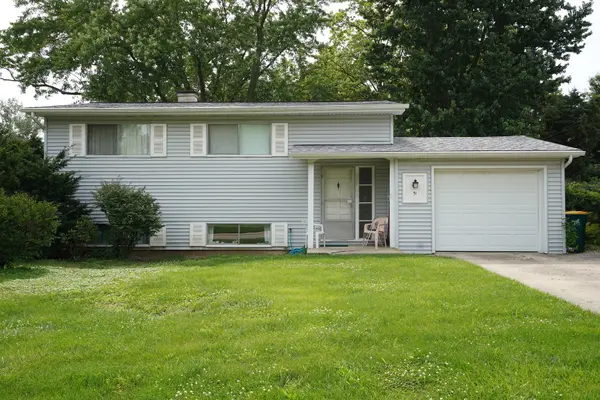 31 Circle DR W,  Montgomery,  IL 60538