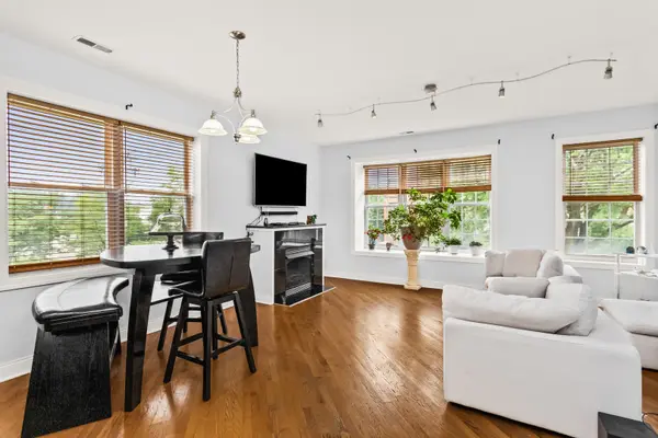 25 N Menard AVE #2S, Chicago, IL 60644