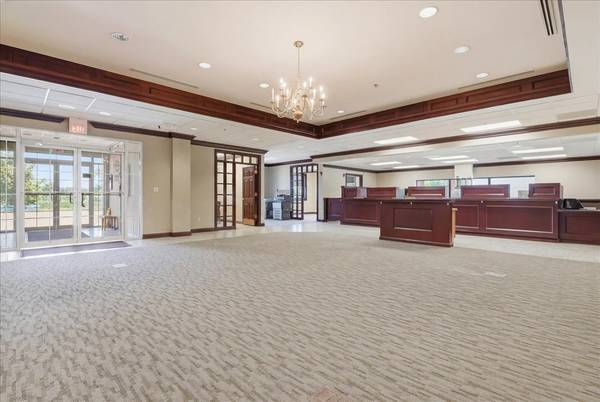 41412 N Il Route 83, Antioch, IL 60002