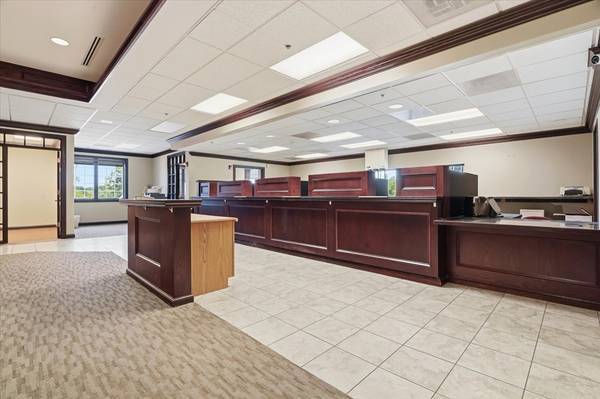 41412 N Il Route 83, Antioch, IL 60002