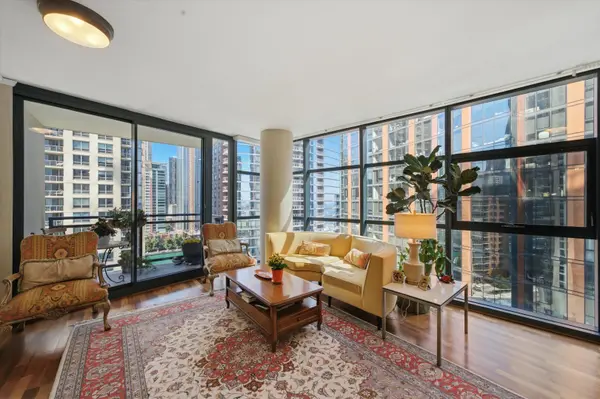 201 N WESTSHORE DR #1708, Chicago, IL 60601