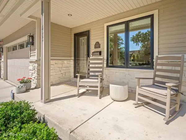 452 S HARVARD AVE, Villa Park, IL 60181