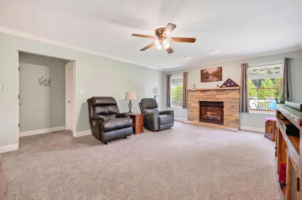 673 Bayfield DR, Dekalb, IL 60115
