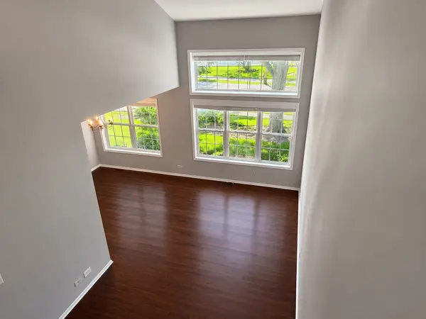 166 Avalon CT #166, Roselle, IL 60172