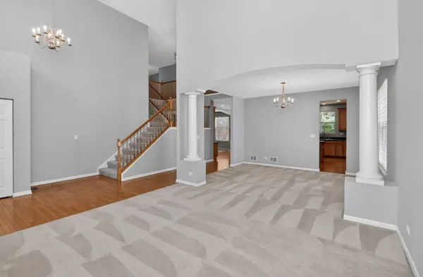 607 Mansfield WAY, Oswego, IL 60543