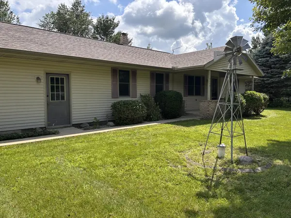 7177 Old Peoria RD, Danvers, IL 61732