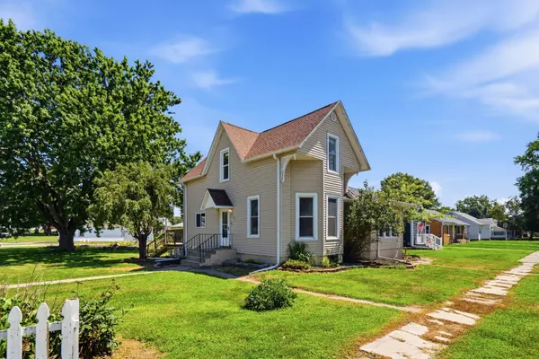 701 11th AVE, Durant, IA 52747