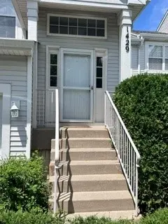 1429 Meadowsedge LN #1429, Carpentersville, IL 60110