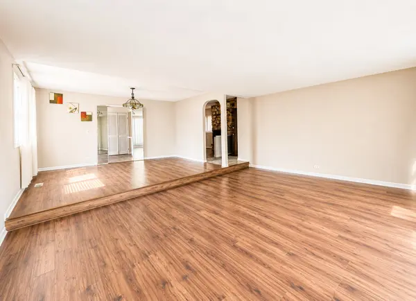 4840 Old Orchard RD, Skokie, IL 60077