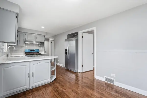 5515 S Oakley AVE, Chicago, IL 60636