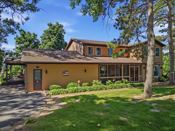 8178 Oakville RD, Mt. Carroll, IL 61053