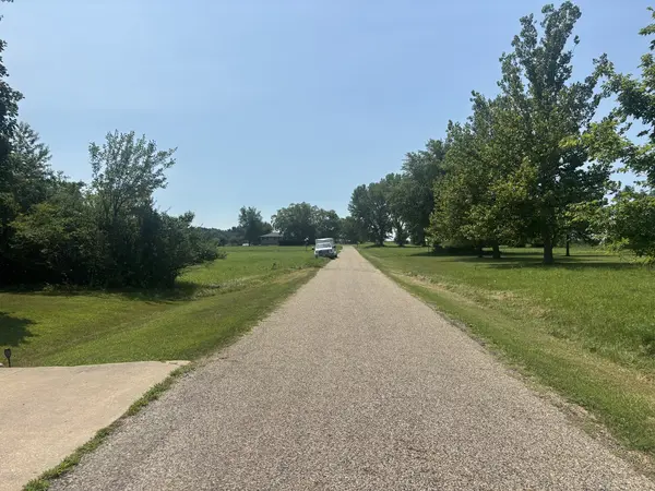 801 Brookside DR, Varna, IL 61375