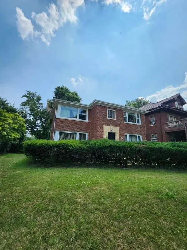6723 S Euclid AVE, Chicago, IL 60649