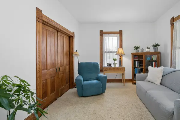 125 W 1st AVE, Clifton, IL 60927