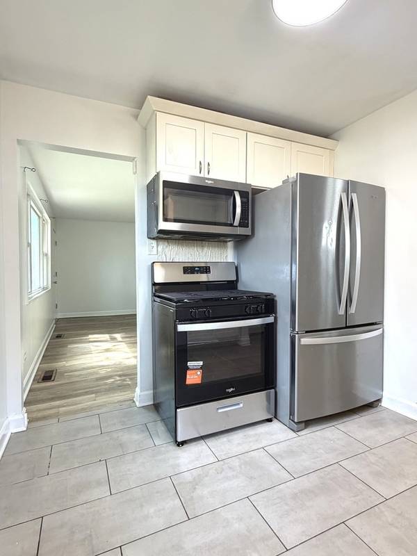 1326 Imperial AVE, Calumet City, IL 60409
