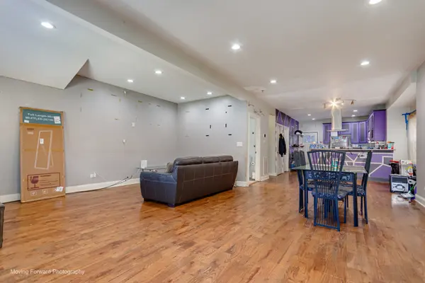 5505 W Thomas ST, Chicago, IL 60651