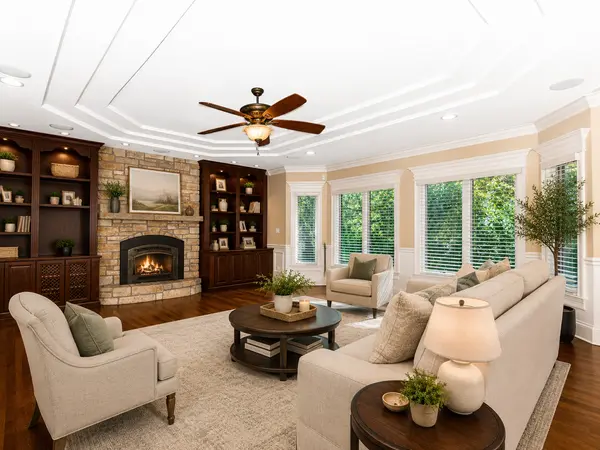 434 W Benton AVE, Naperville, IL 60540
