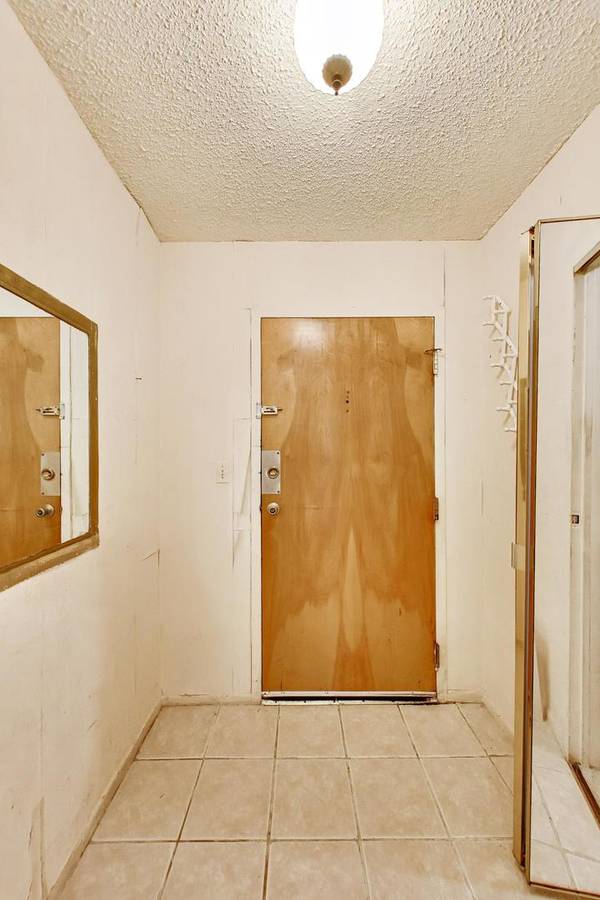 8809 W Golf RD #7F, Niles, IL 60714