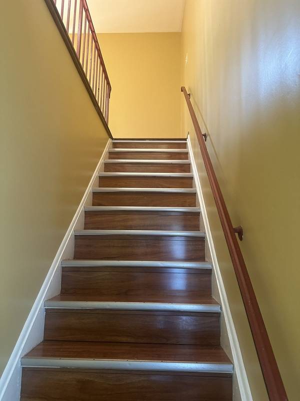 1284 Prairie AVE #D, Glendale Heights, IL 60139
