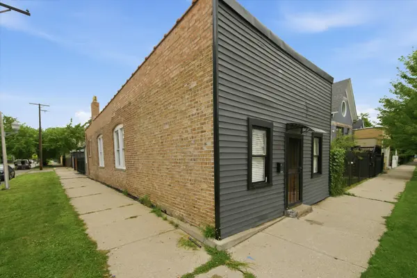 1300 N Monticello AVE, Chicago, IL 60651