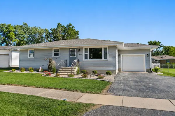 409 Glenwood DR, Belvidere, IL 61008