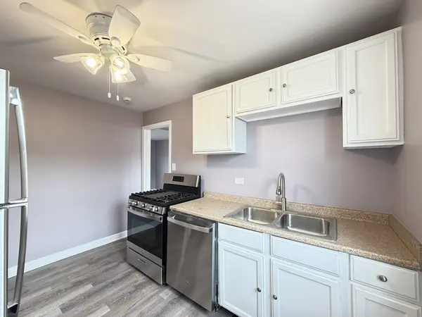 2057 E 72nd ST #3, Chicago, IL 60649