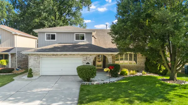 4925 144th ST, Midlothian, IL 60445