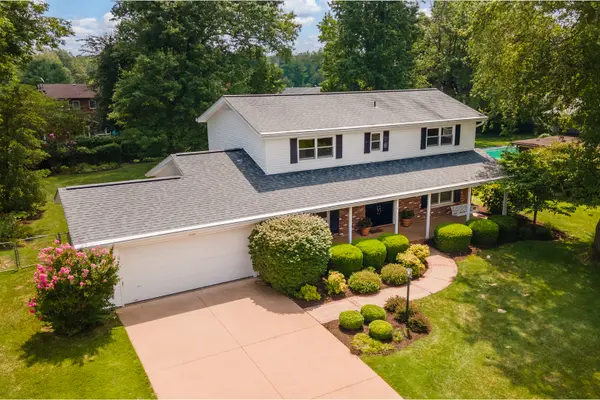 107 N Lark LN, Carbondale, IL 62901
