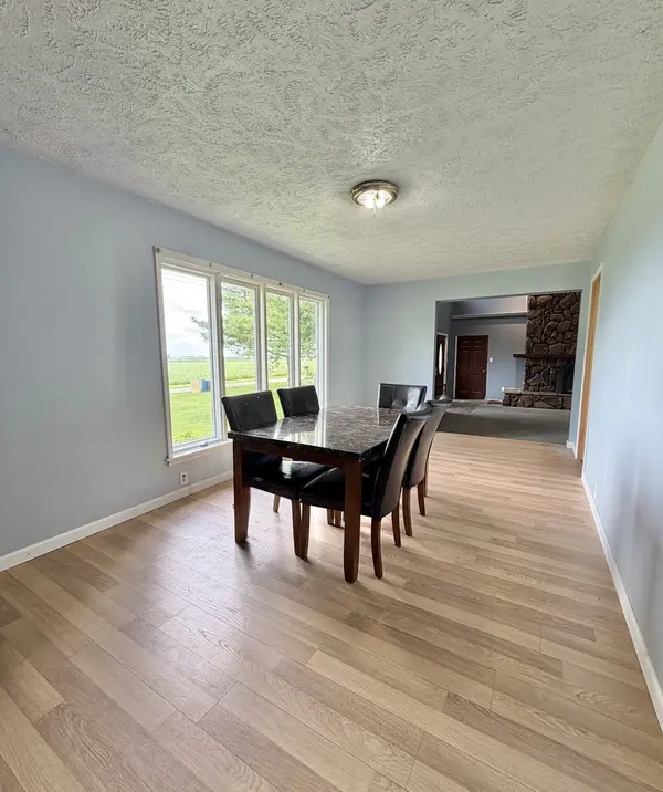 813 E Maple ST, Chatsworth, IL 60921