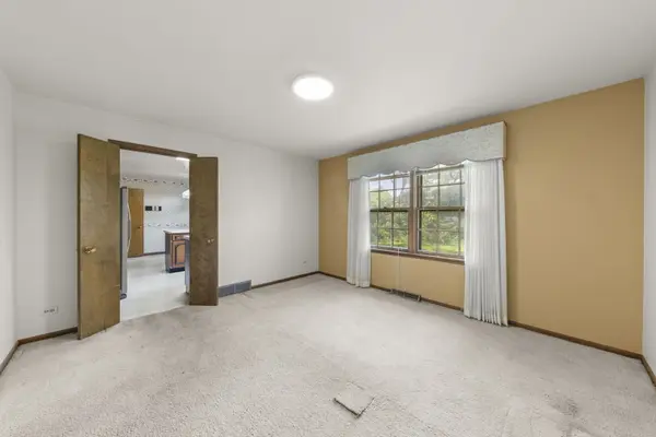 4726 Howard AVE, Western Springs, IL 60558