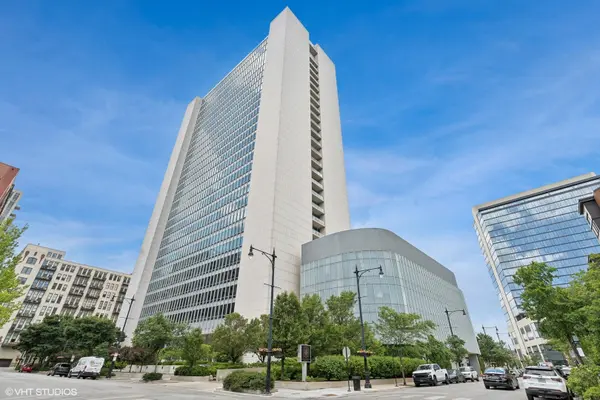 500 W Superior ST #1313, Chicago, IL 60654