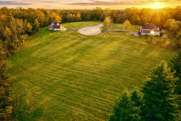 9001 Sundance CT, Savanna, IL 61074