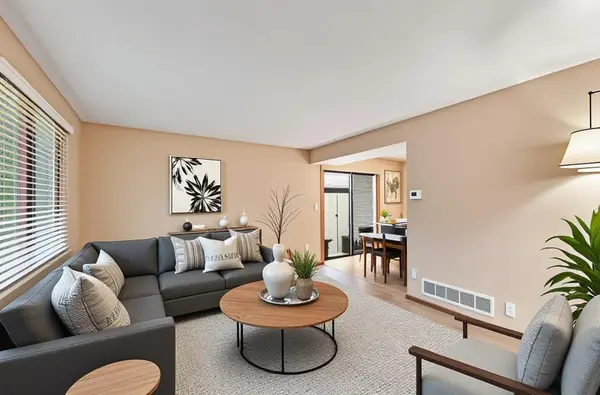 270 E Woodlawn RD #270, New Lenox, IL 60451