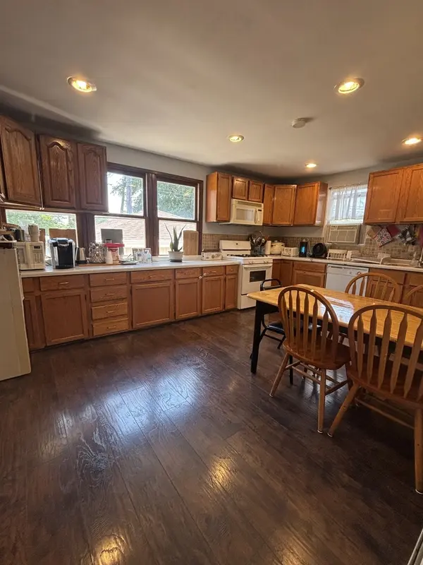 4825 W Jarlath ST, Lincolnwood, IL 60712