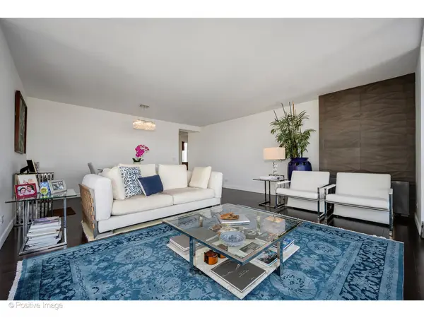 1555 N Dearborn Pkwy #14AB, Chicago, IL 60610