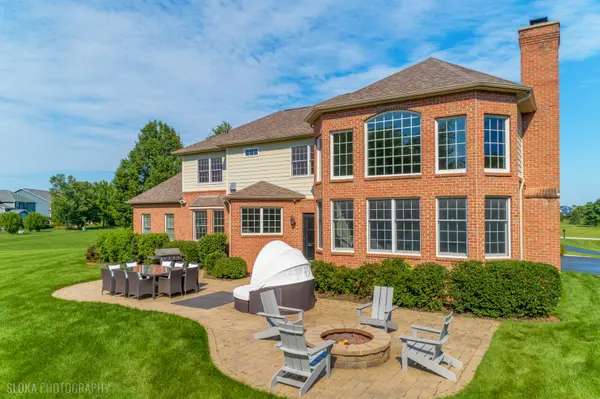 23 Crystal Downs DR, Hawthorn Woods, IL 60047