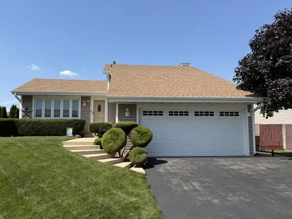 42 Abbeywood DR, Romeoville, IL 60446
