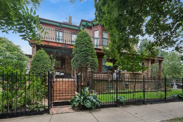 2656 W Logan BLVD, Chicago, IL 60647