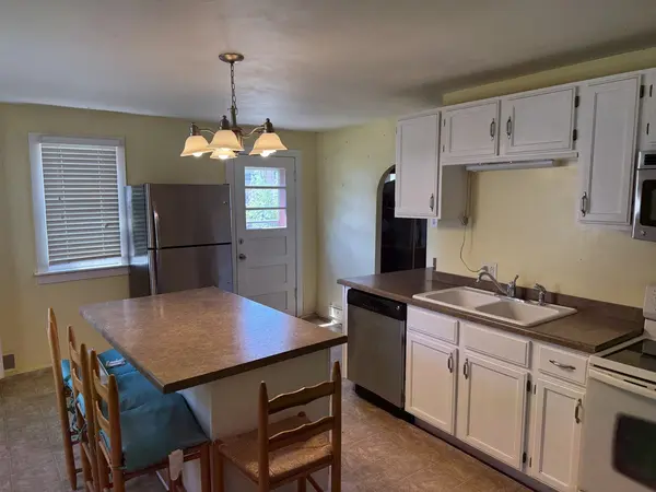 332 N Jones AVE, Amboy, IL 61310