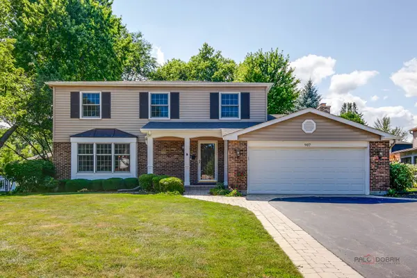 907 Dawes ST, Libertyville, IL 60048