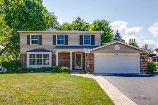 907 Dawes ST,  Libertyville,  IL 60048