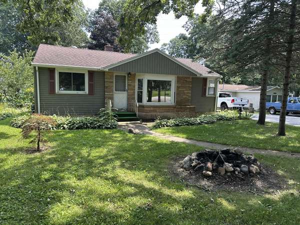 40541 N IL ROUTE 83 Route, Antioch, IL 60002